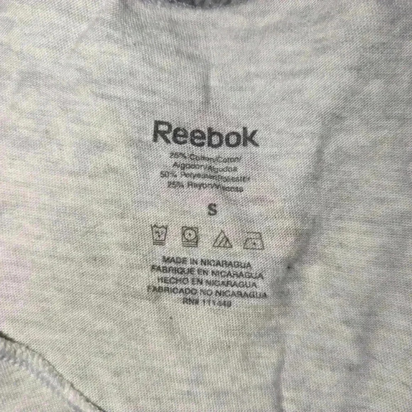 Reebok women's size small light gray workout tank top light weight - Picture 3 of 5